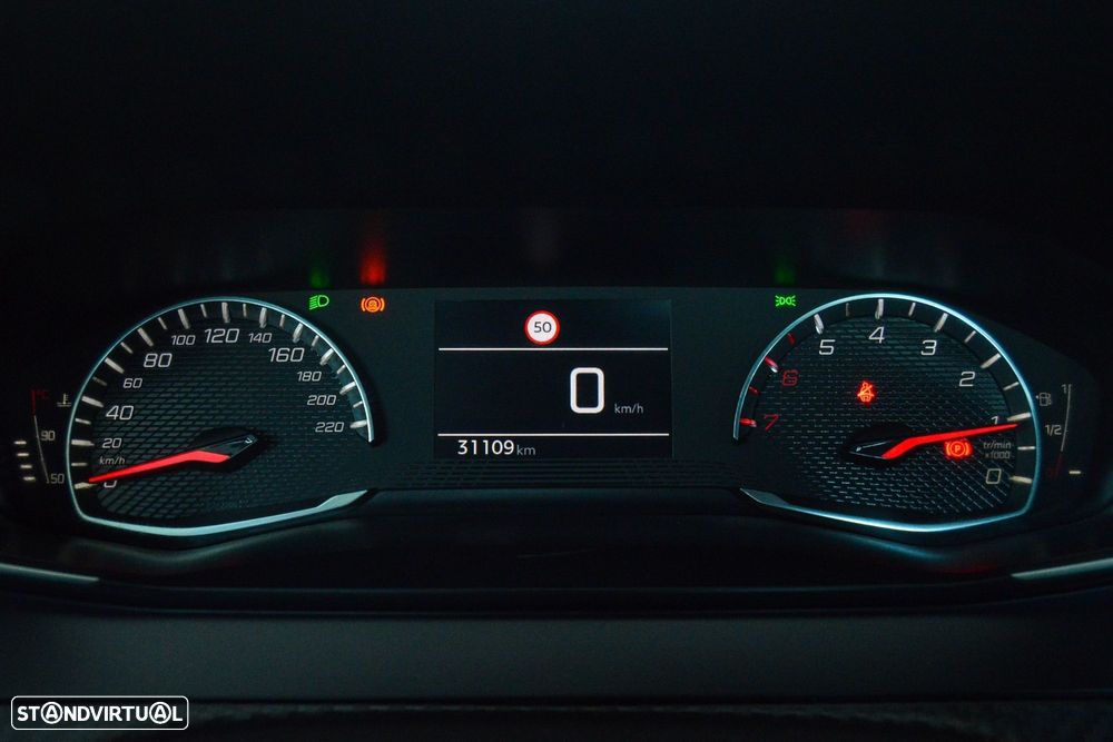 Peugeot 208 1.2 PureTech Active Pack - 29