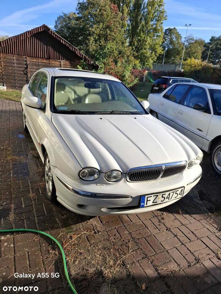 Jaguar X-Type - 1