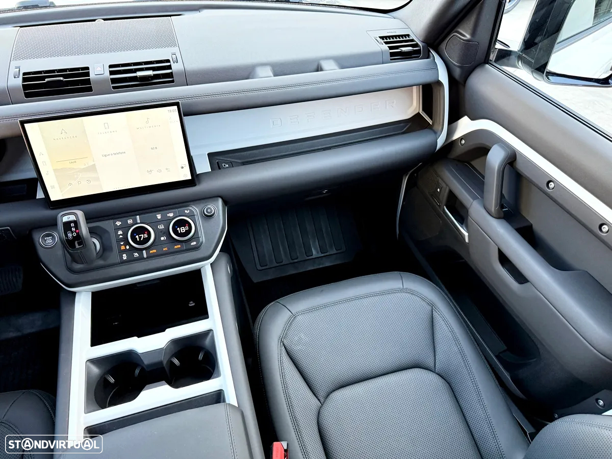 Land Rover Defender 2.0 P300e 110 AWD X-Dynamic SE - 20