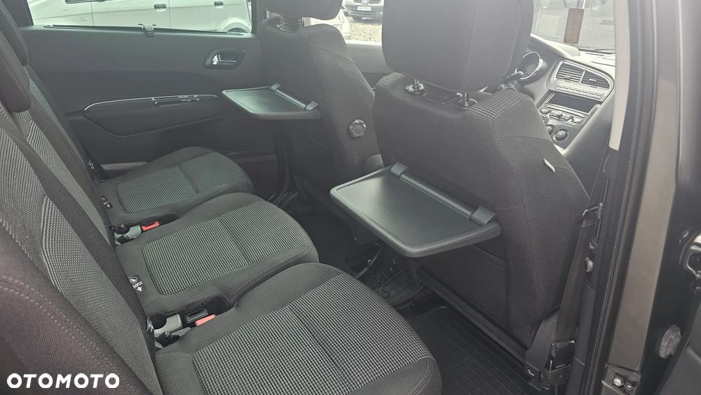 Peugeot 5008 2.0 HDi Business Line 7os - 12