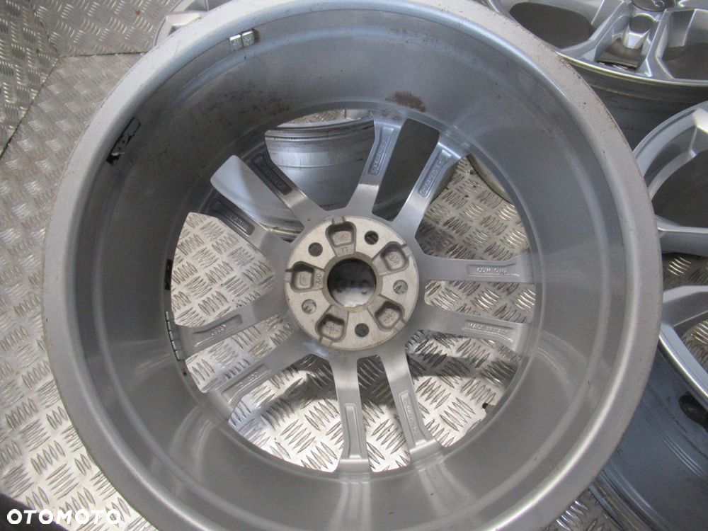 Nowe felgi Audi R8 10,5Jx19 et55 8,5Jx19 et42 4S0 - 9