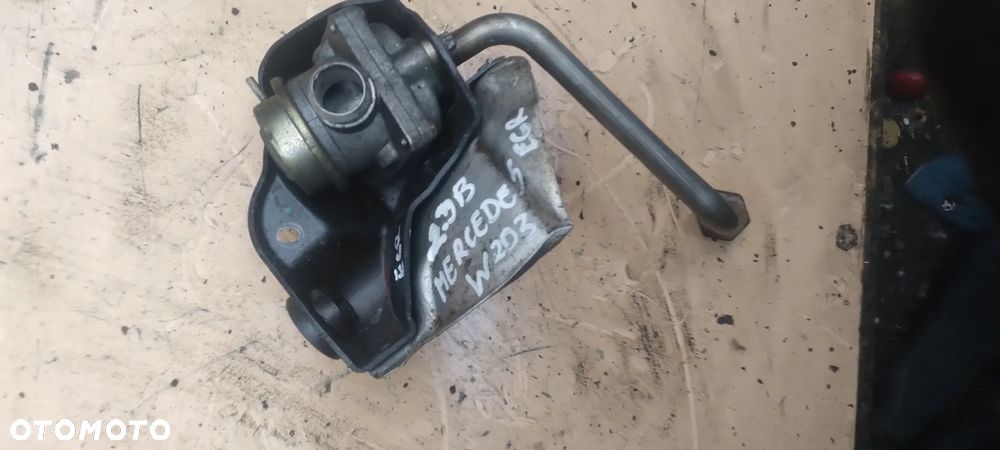 MERCEDES W203 C KLASA 2,0 16V zawór EGR - 1