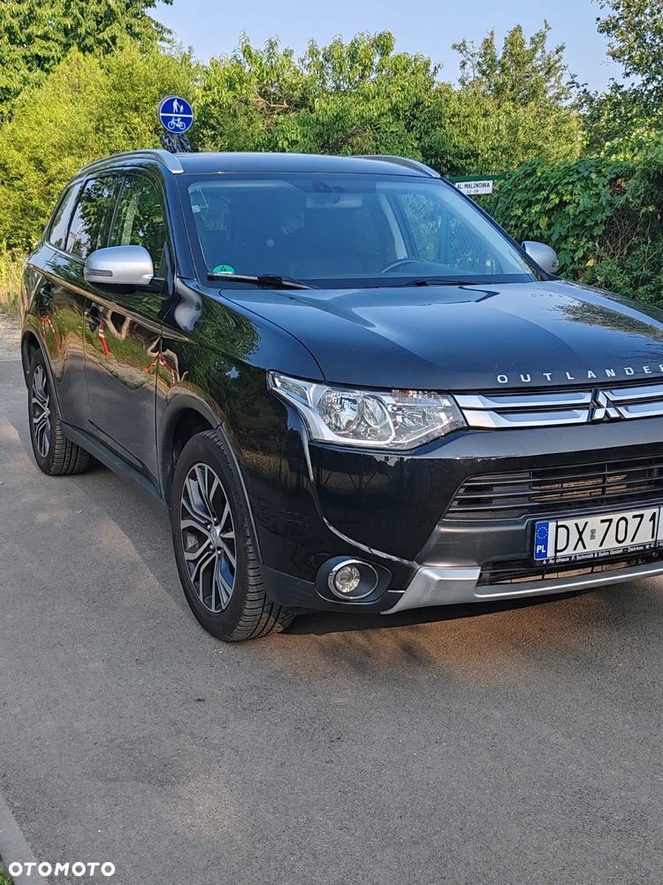 Mitsubishi Outlander 2.2 DI-D 4WD Instyle - 2