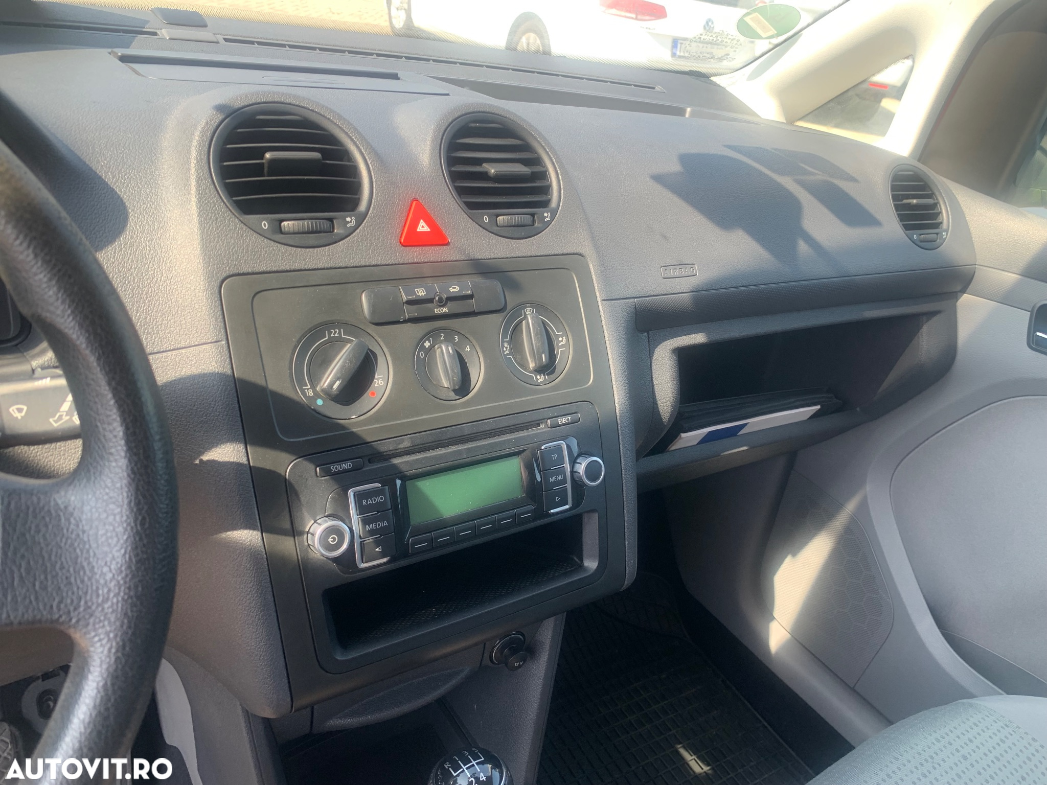 Volkswagen Caddy 1.4 Life (7-Si.) - 23