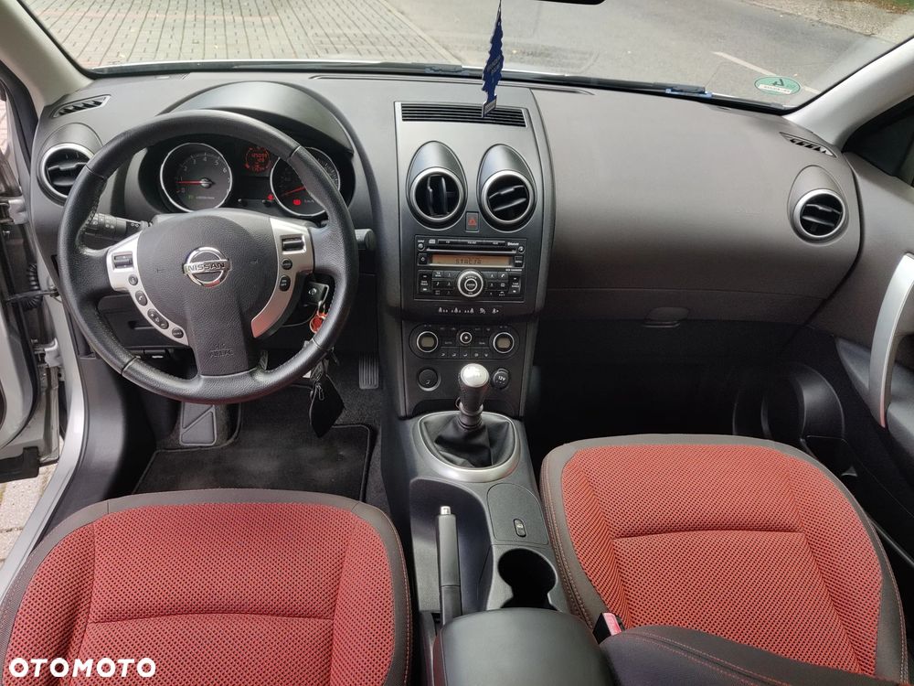 Nissan Qashqai 2.0 Visia - 23