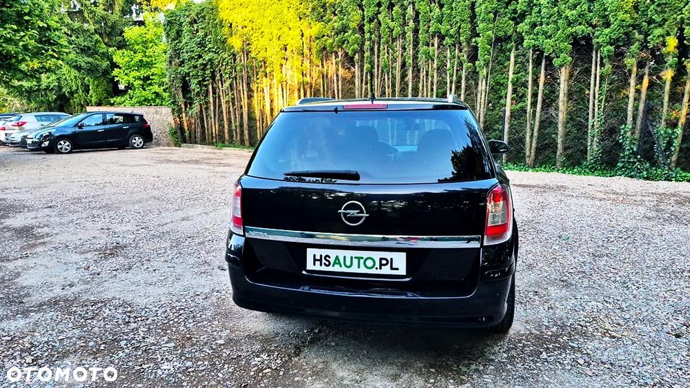 Opel Astra 1.6 NAVI - 18