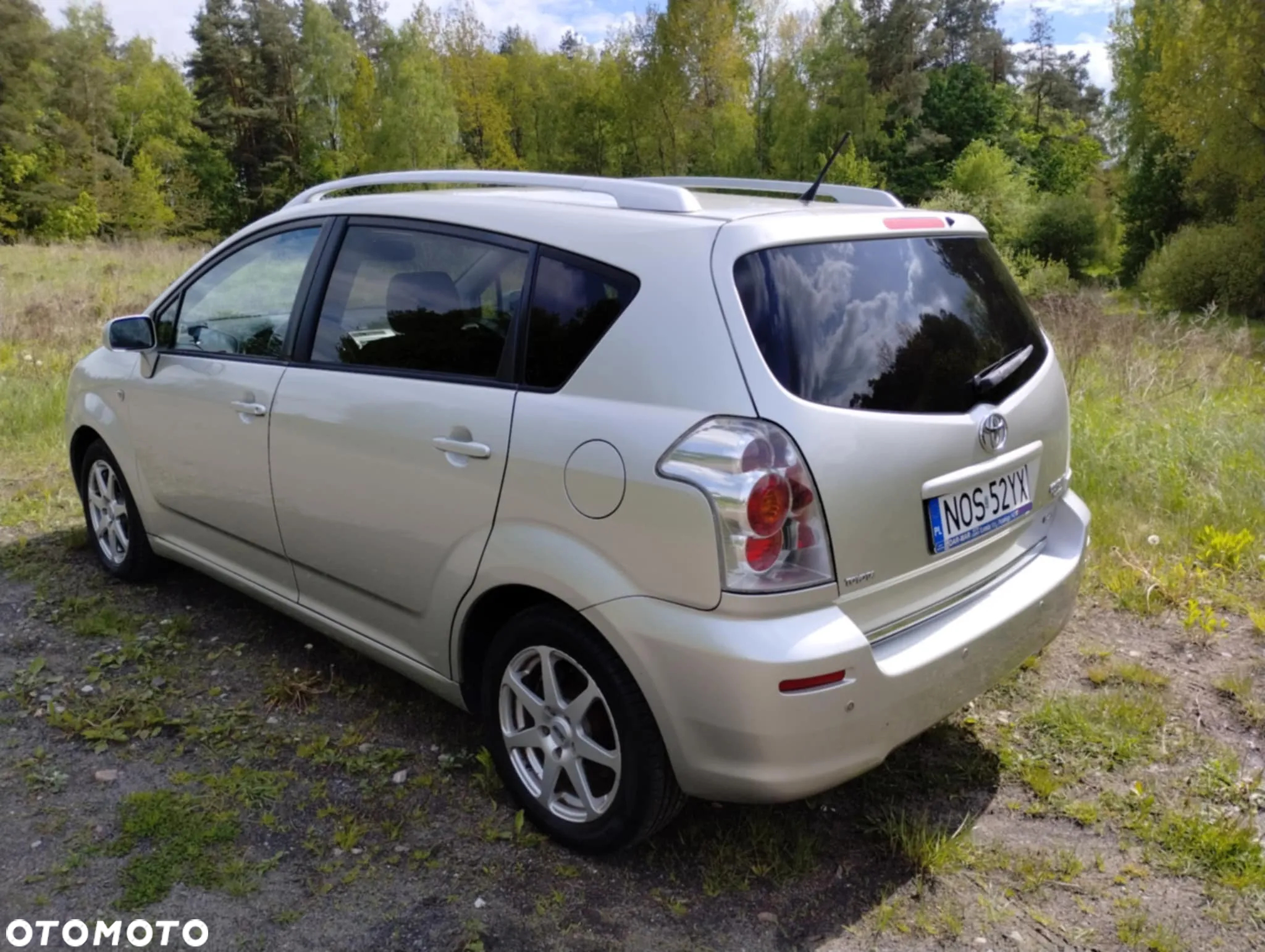 Toyota Corolla Verso - 2