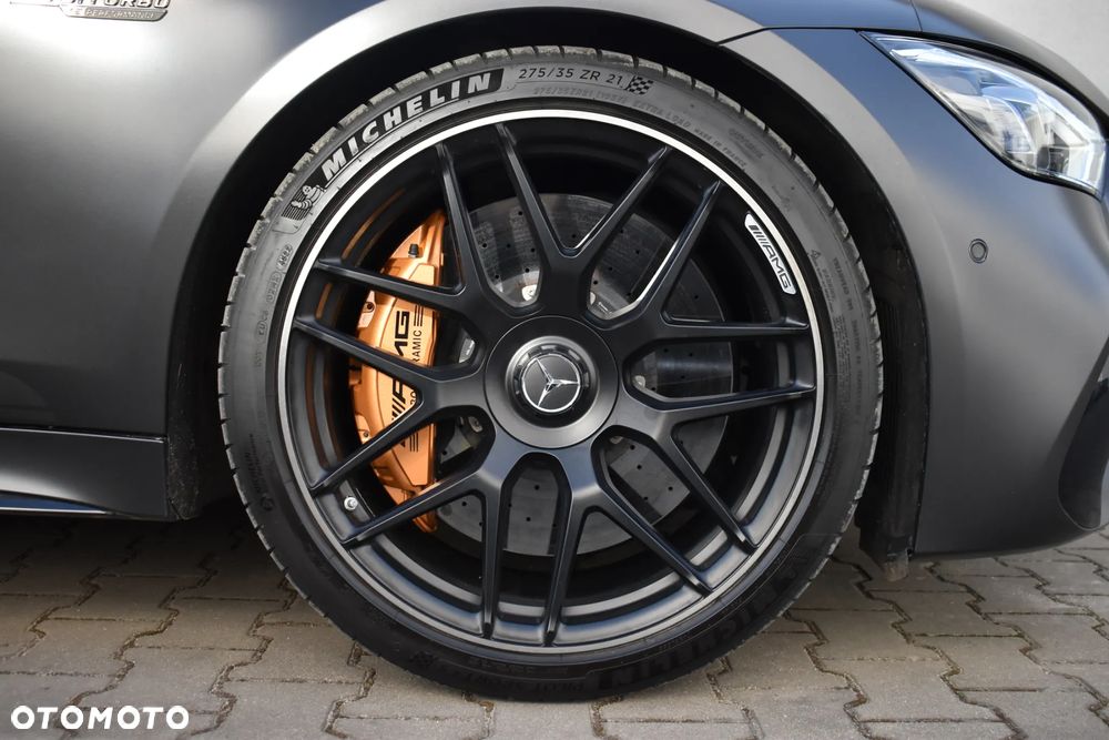 Mercedes-Benz AMG GT - 12