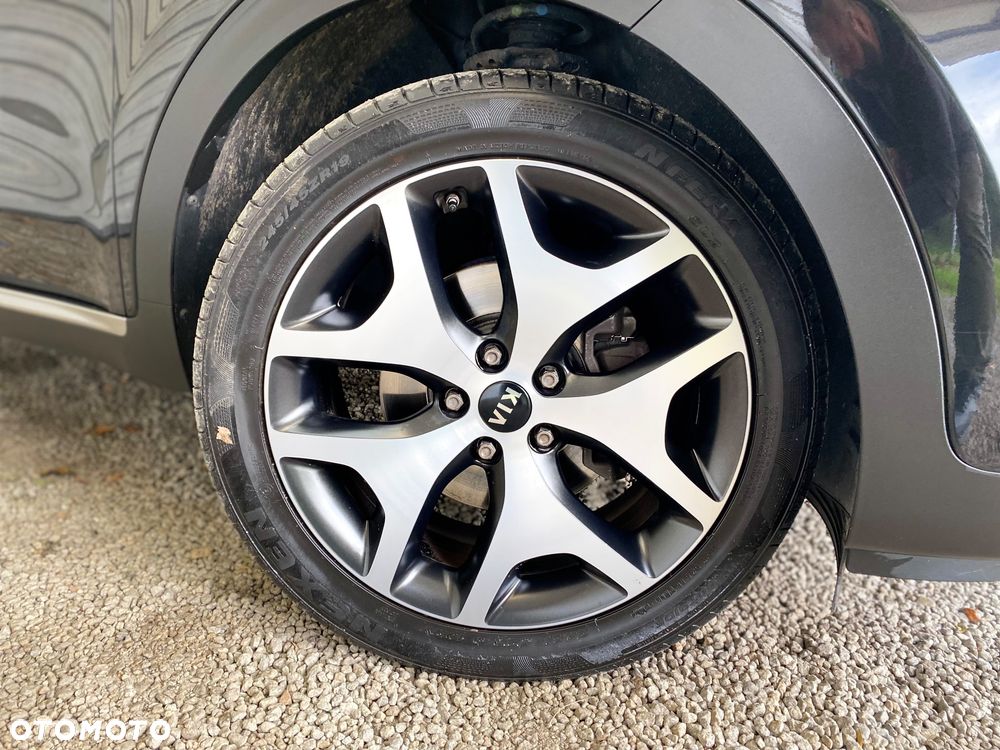 Kia Sportage 1.6 T-GDI AWD GT LINE - 24
