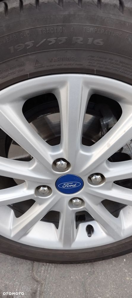 Ford Fiesta 1.1 Trend - 11