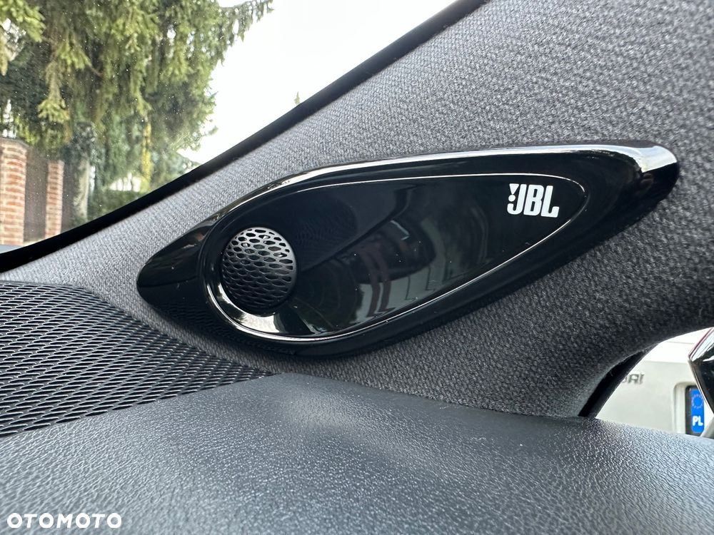 Toyota Corolla 2.0 Hybrid GR Sport Dynamic - 23
