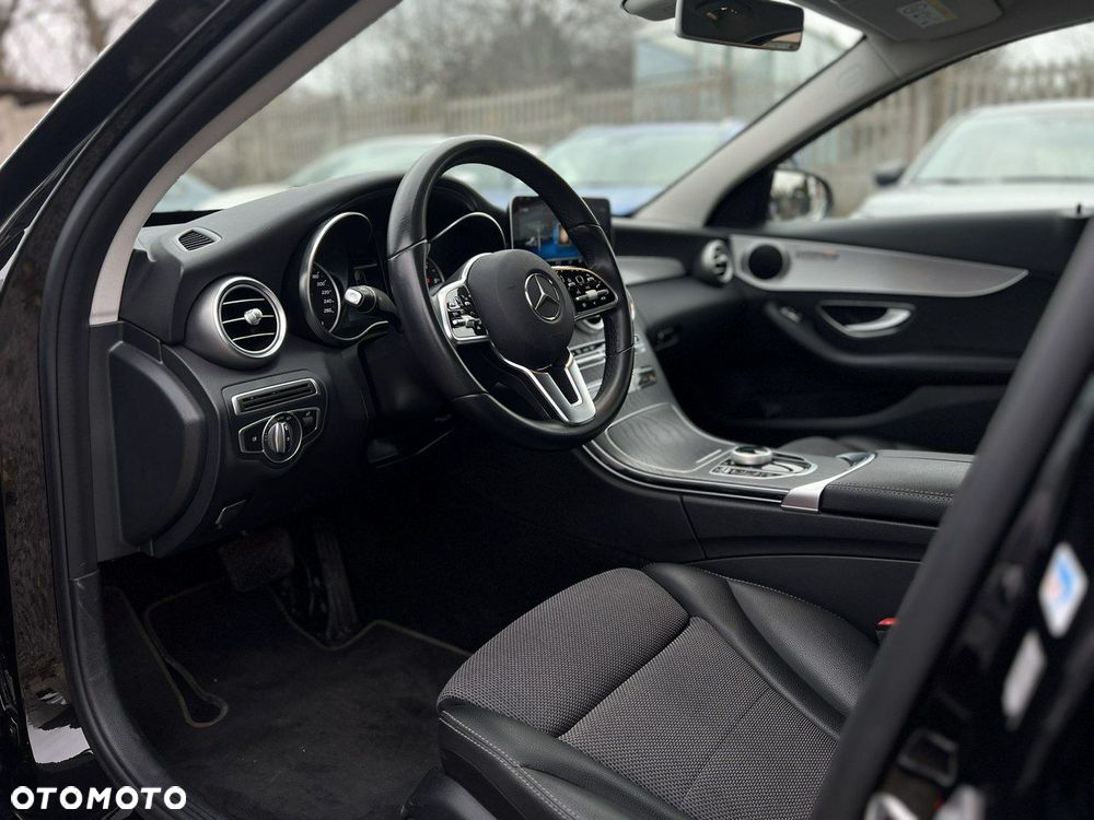 Mercedes-Benz Klasa C 220 d 9G-TRONIC - 14