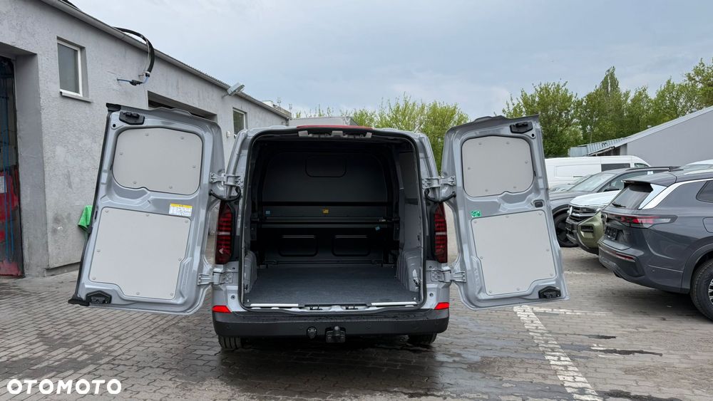 Volkswagen Transporter - 9