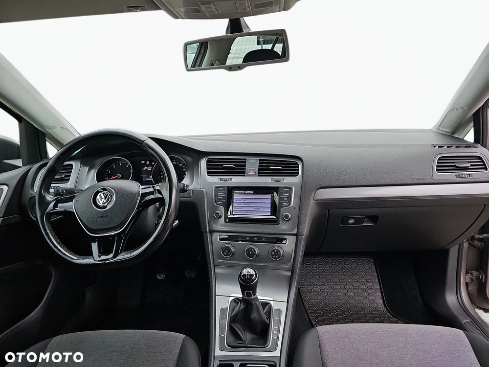 Volkswagen Golf 1.2 TSI BMT Trendline EU6 - 21