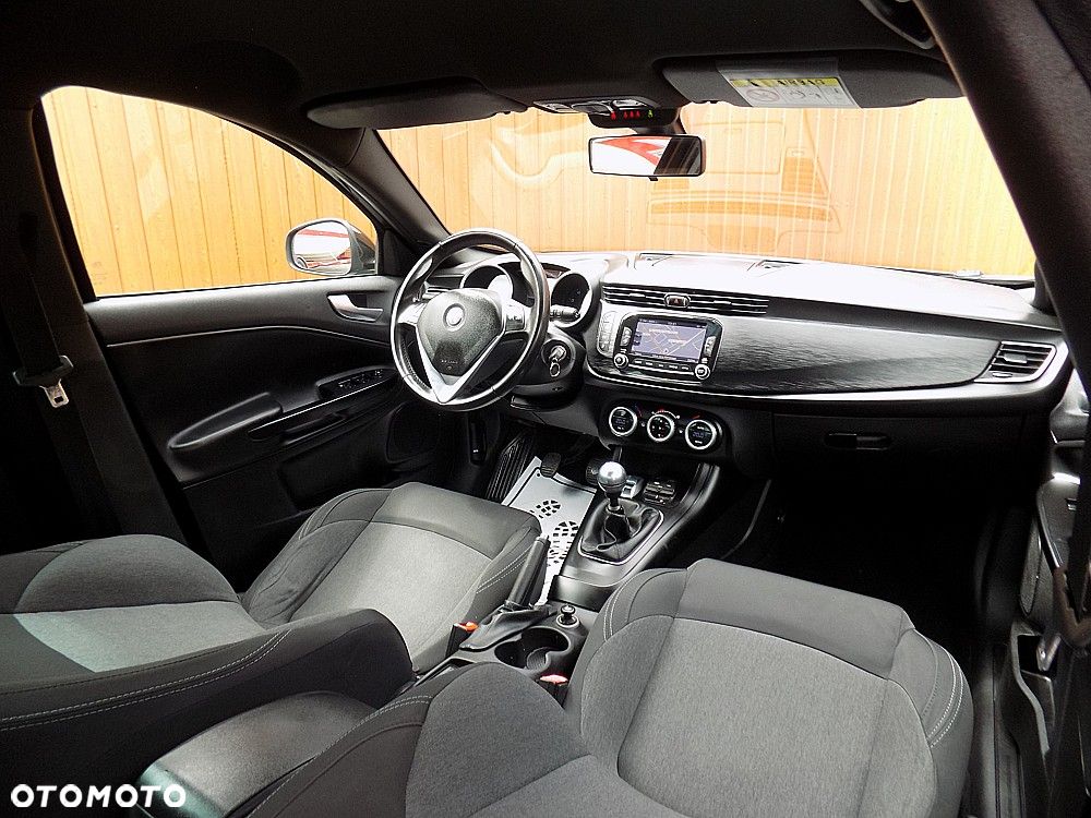 Alfa Romeo Giulietta 1.4 TB 16V Turismo - 18