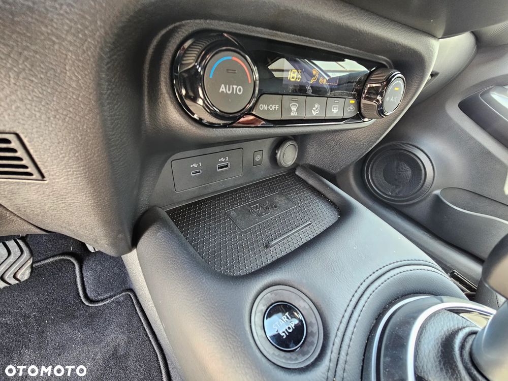 Nissan Juke 1.6 Hybrid N-Connecta AMT - 22