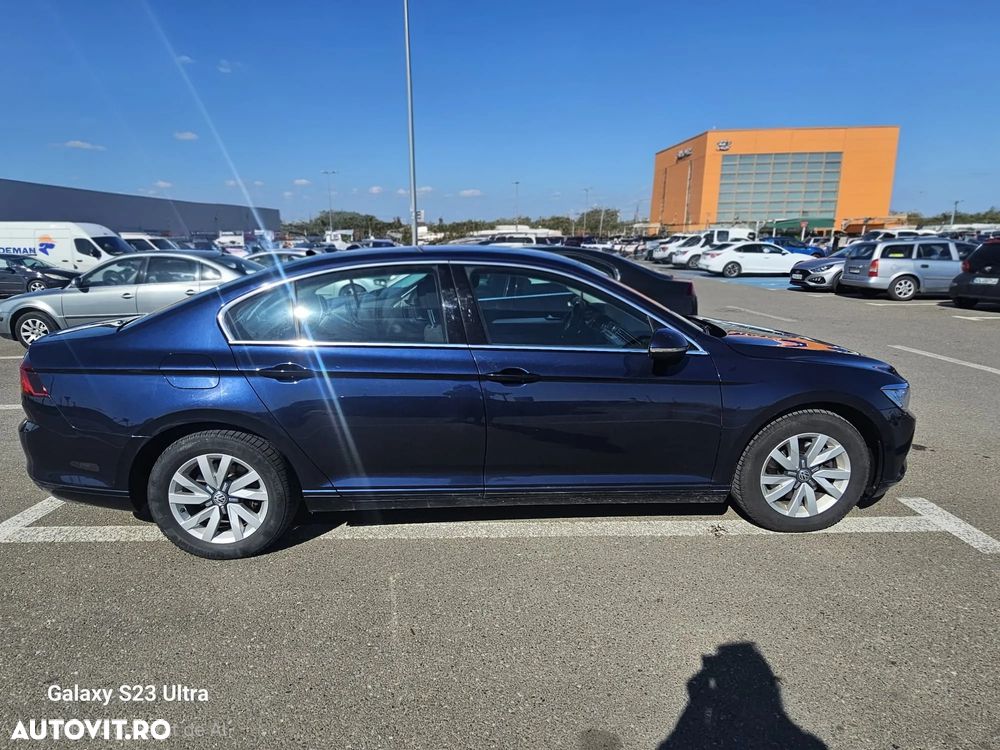 Volkswagen Passat 2.0 TDI Comfortline - 13