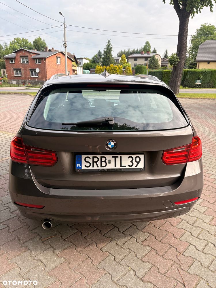BMW Seria 3 320d - 9