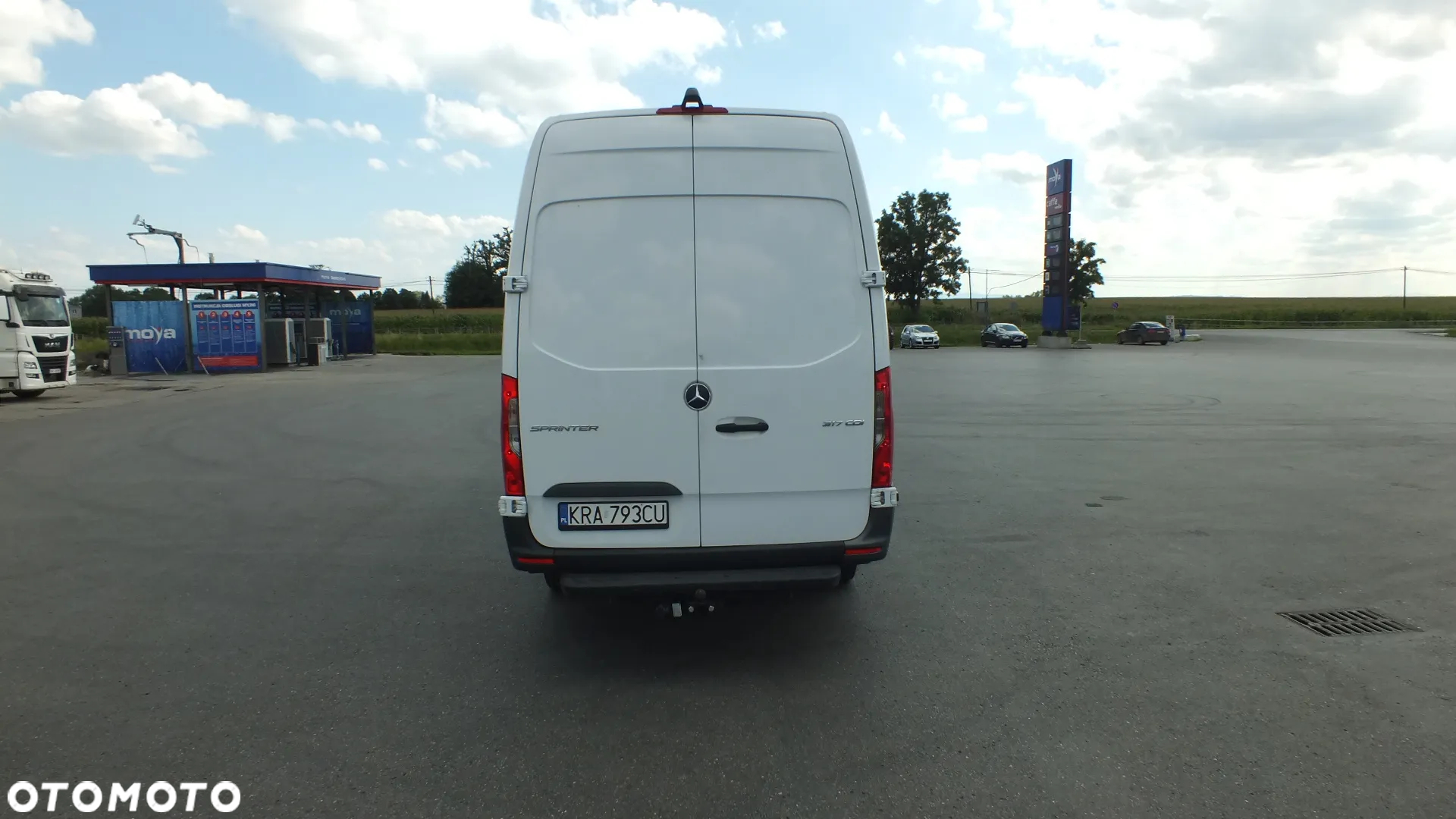 Mercedes-Benz Sprinter - 8
