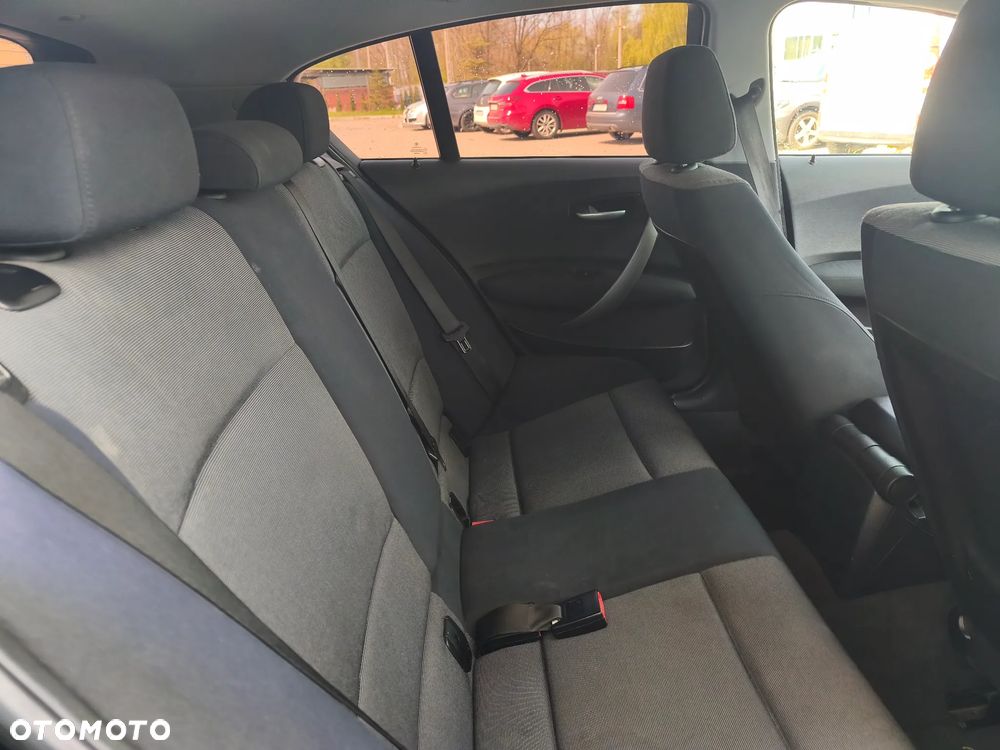BMW Seria 1 - 10