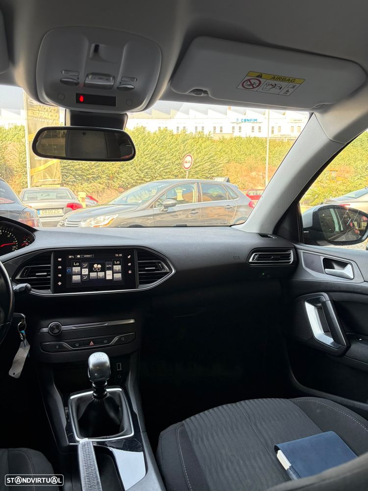 Peugeot 308 1.6 e-HDi Allure - 10