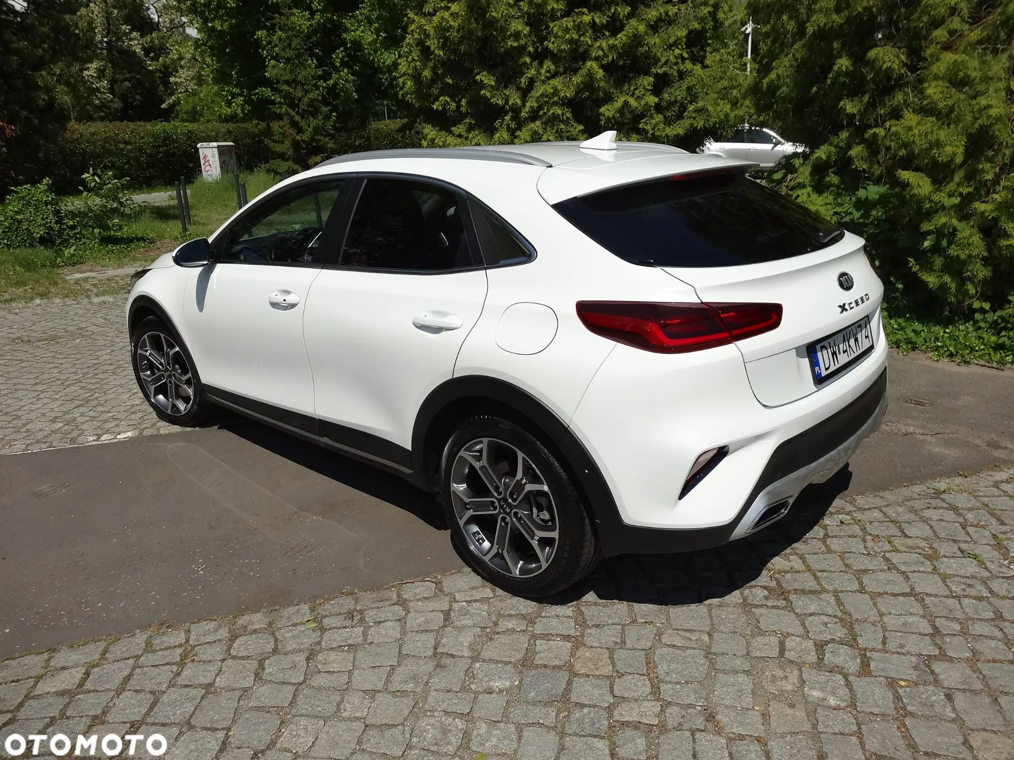 Kia XCeed 1.6 T-GDI L Business Line DCT - 4