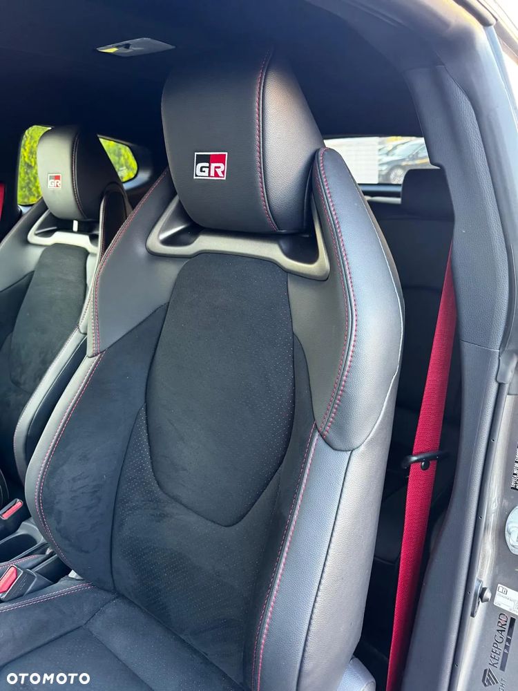 Toyota Yaris ver-gr-1-6-dynamic - 3