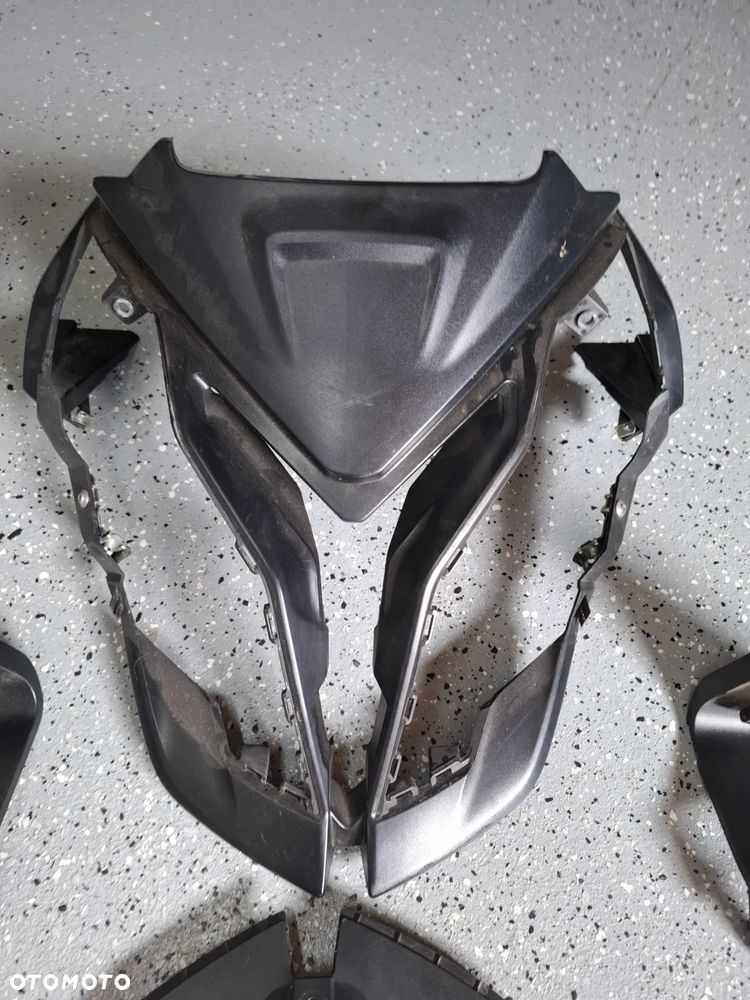 BMW S1000XR owiewka wypełnienie boczek czacha - 3