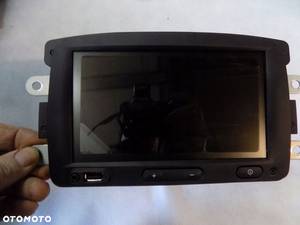 dw sandero stepway radio wyświetlacz 281152021r - 1