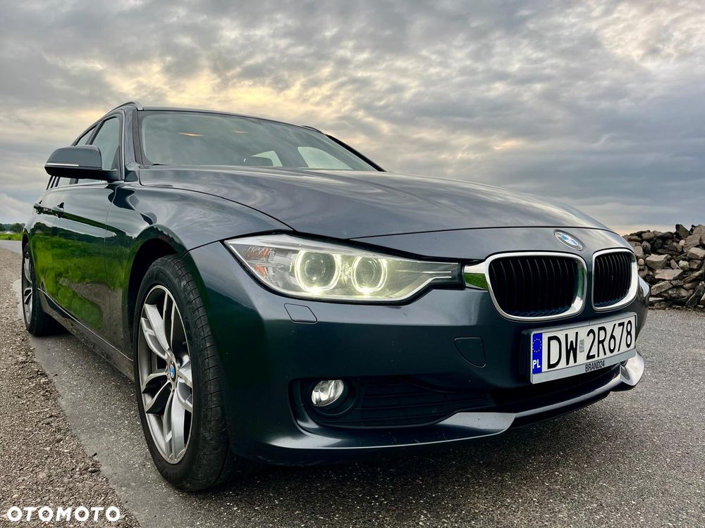 BMW Seria 3 318d xDrive - 6