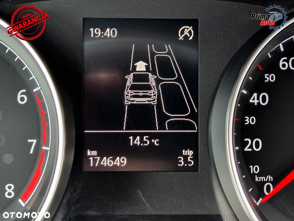 Volkswagen Golf 1.2 TSI BMT Trendline - 32