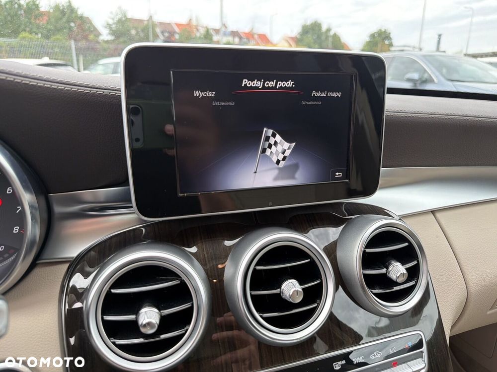 Mercedes-Benz Klasa C 200 7G-TRONIC - 18