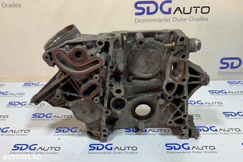 Capac distributie Mercedes Sprinter 2.2 CDI 2000 - 2006 Euro 3 Cod R6110151302 - 3