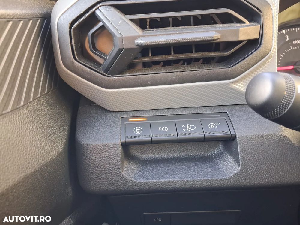 Dacia Duster ECO-G 100 Essential - 9