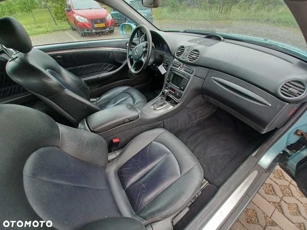 Mercedes-Benz CLK - 19