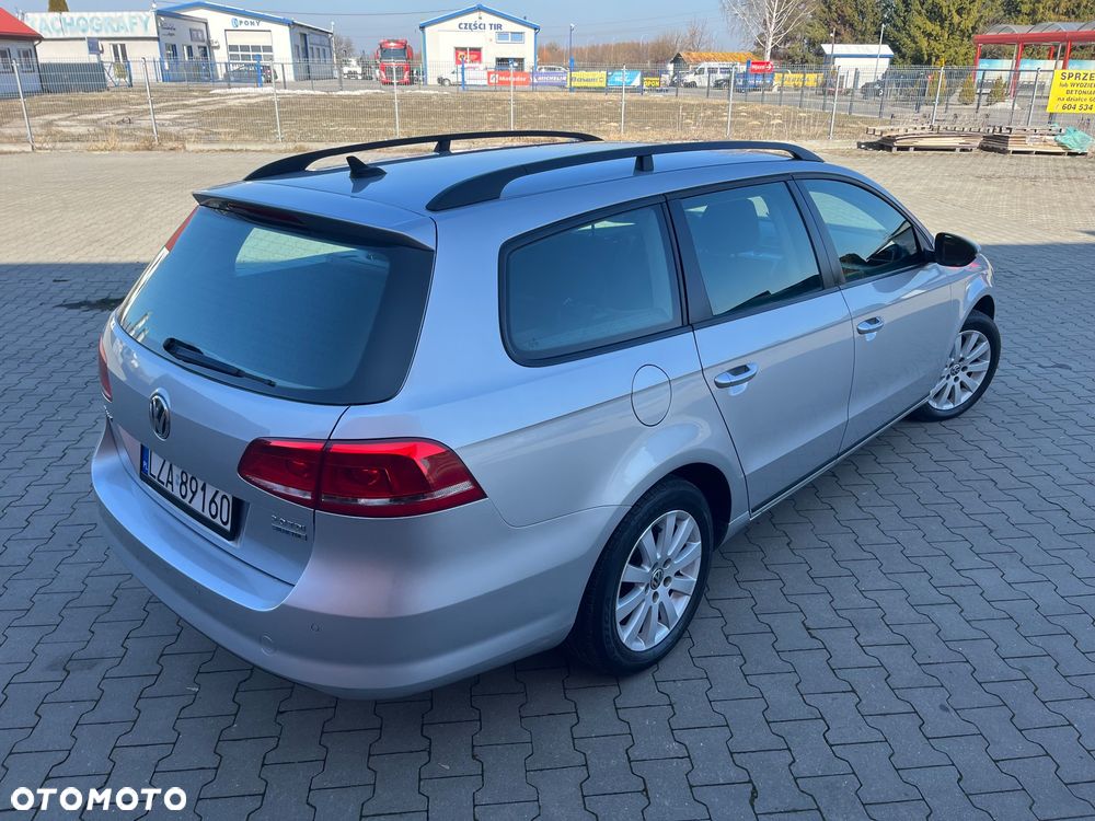 Volkswagen Passat - 8