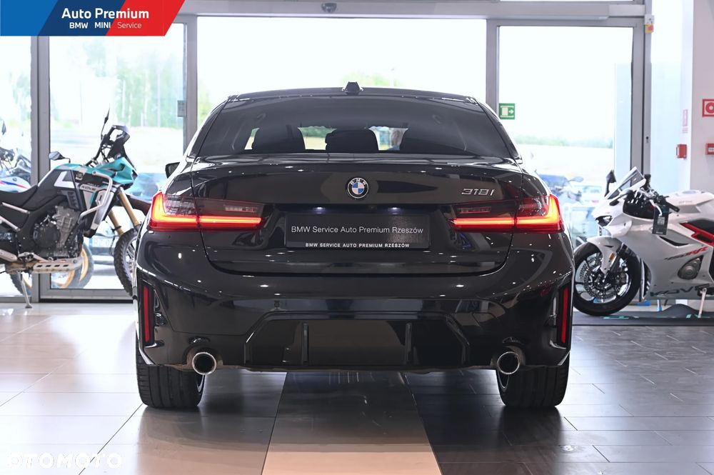 BMW Seria 3 318i - 20