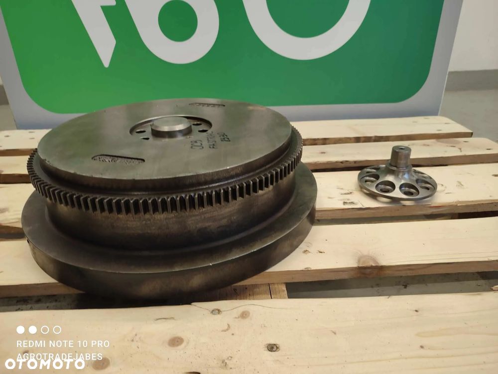 Koło zamachowe adaptacja JCB Fastrac 8330 (73973) - 3