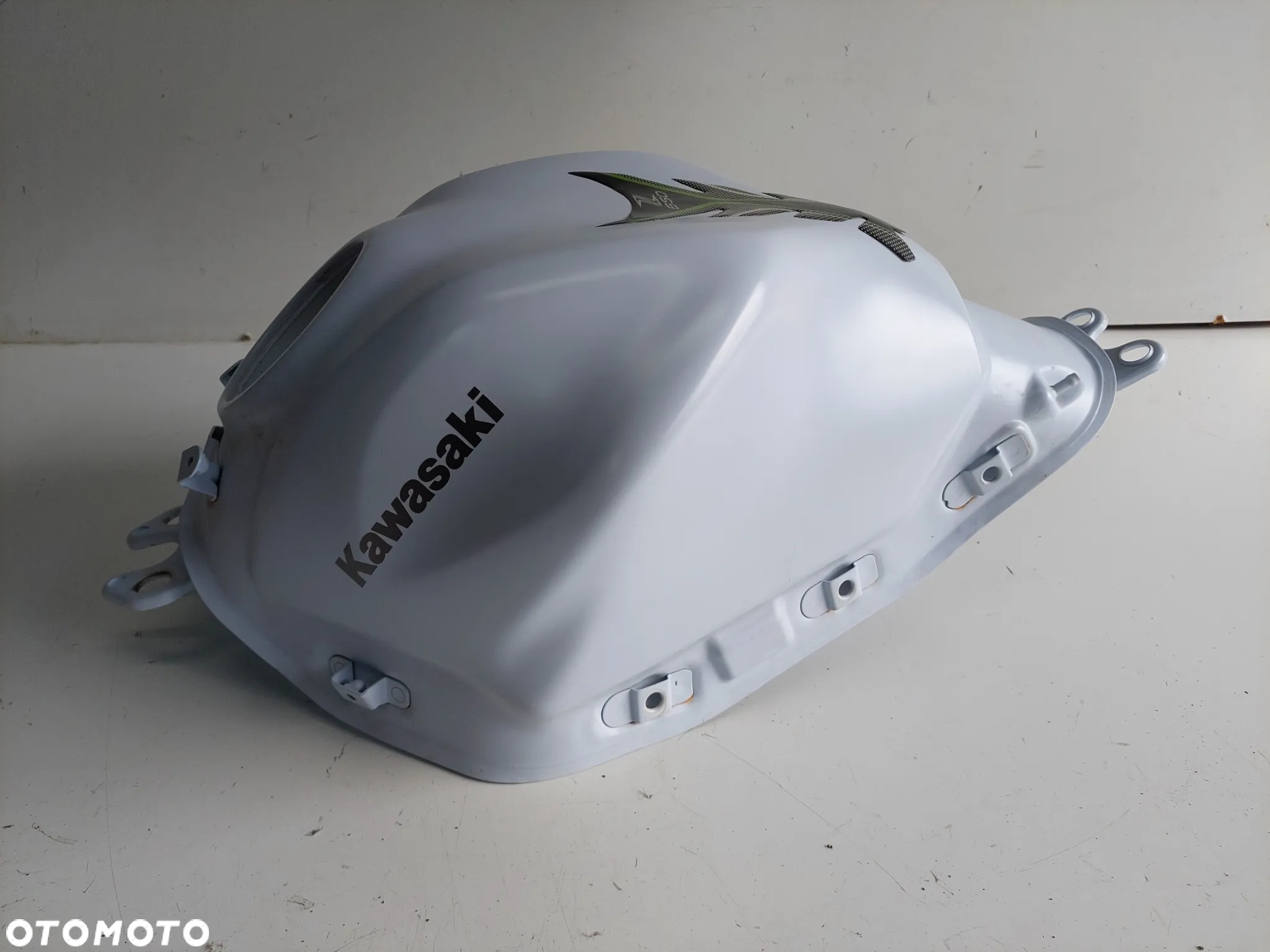 KAWASAKI Z650 Z 650 zbiornik paliwa - 4