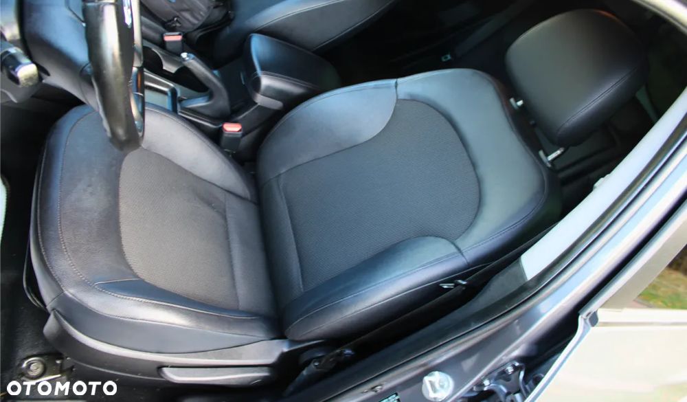 Hyundai ix35 1.6 GDI Premium 2WD - 14