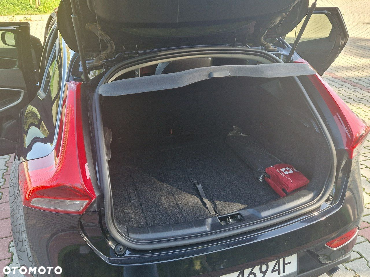 Volvo V40 D3 Kinetic - 11