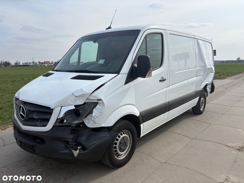 Mercedes-Benz Sprinter 319 - 3
