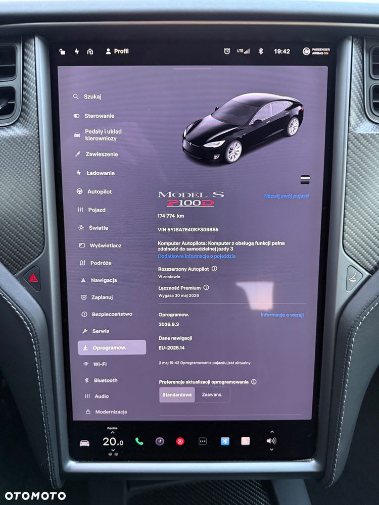 Tesla Model S Performance - 14