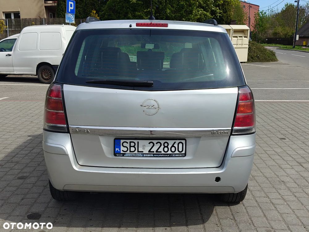 Opel Zafira 1.9 CDTI Catch me - 9