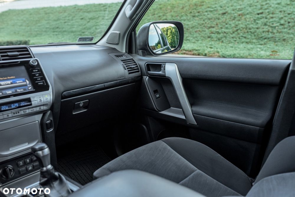 Toyota Land Cruiser LC 2.8 D-4D Prado - 34