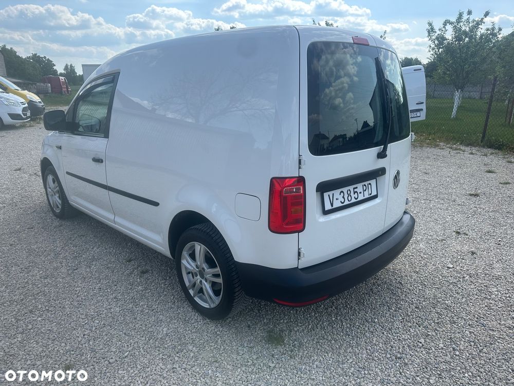 Volkswagen Caddy - 4