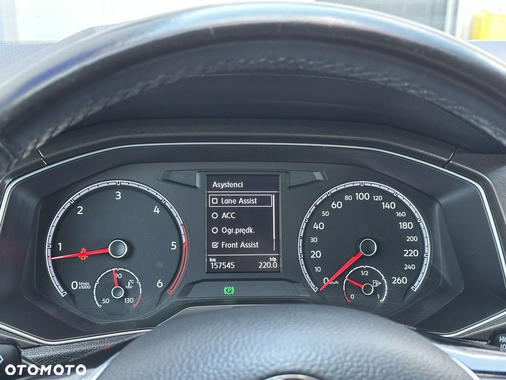 Volkswagen T-Roc 1.6 TDI SCR Style - 18