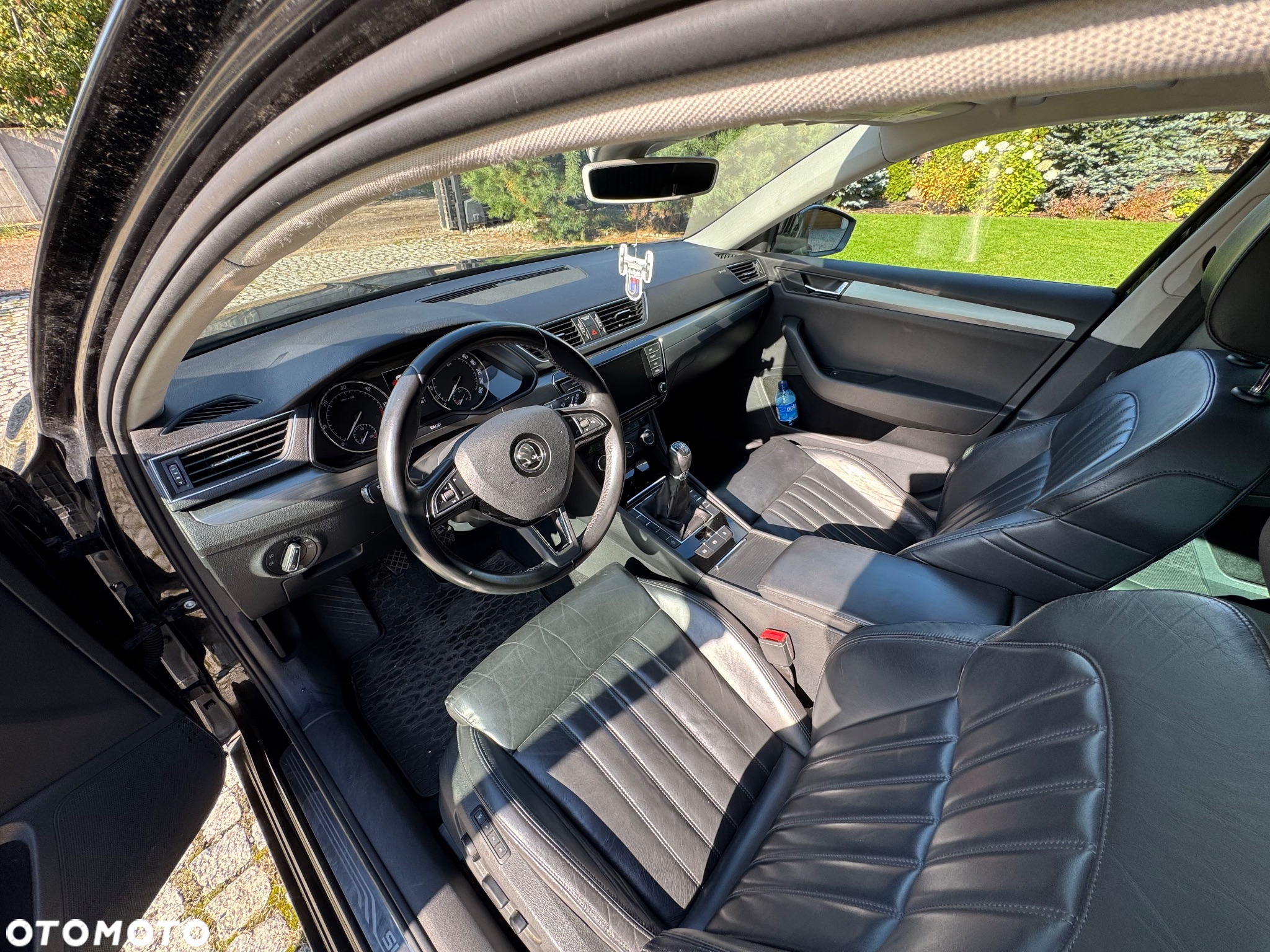 Skoda Superb 2.0 TDI Ambition - 16