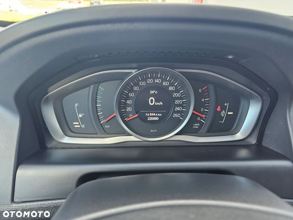 Volvo XC 60 D3 Momentum - 27
