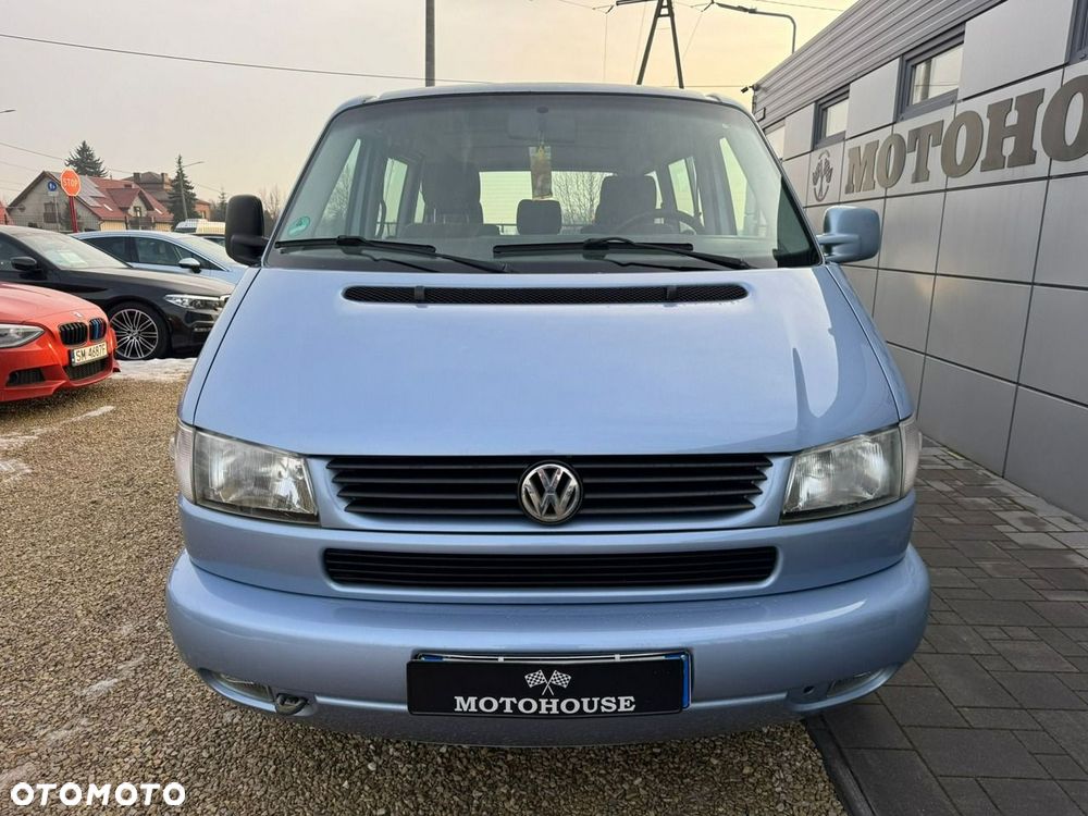 Volkswagen Caravelle - 5